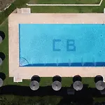 Bright 2-bedroom With Pool Access In * トレビエハ