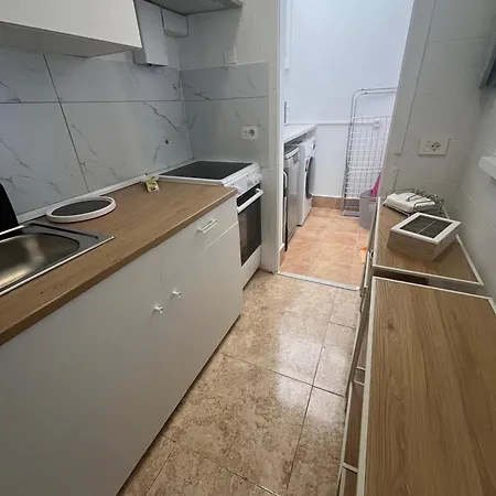 Bright 2-bedroom With Pool Access In *