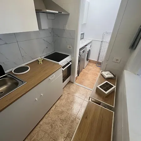 Bright 2-bedroom With Pool Access In *